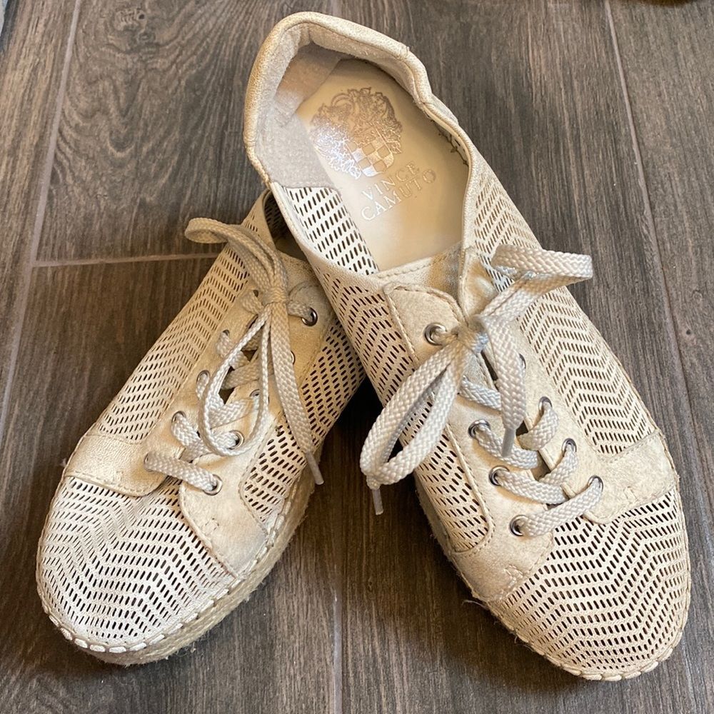 Vince Camuto Joellan Ivory Storm Platform Espadrille Sneakers Size 8.5M Tie Mesh